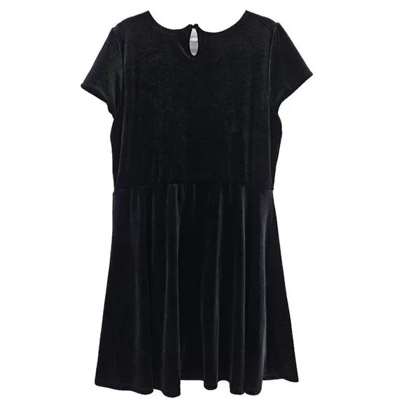 Hot Topic Black & White Collar Velvet Mini Dress Women's Size XXL Fit & Flare - Picture 5 of 11
